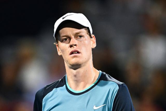 1724218124695070810.jpg Jannik-Sinner-ITIA-Clobestol-scaled-e1724139078244.jpg